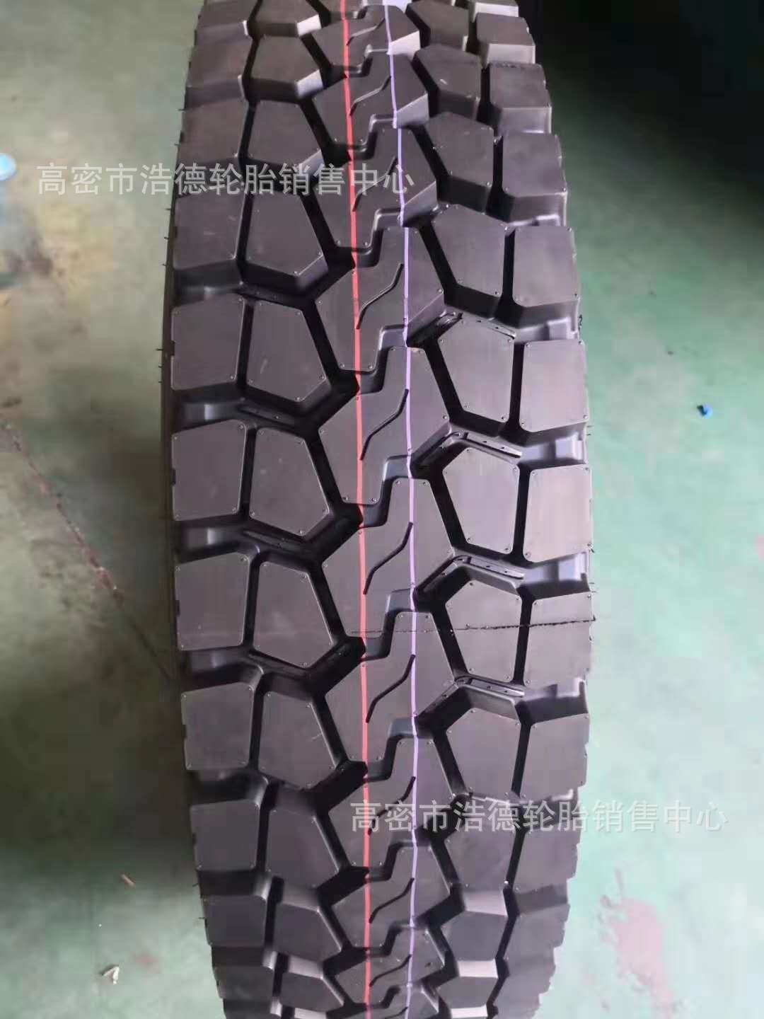 渣土车轮胎1200R20重载型前四后八自卸车轮胎卡货汽车轮胎现货