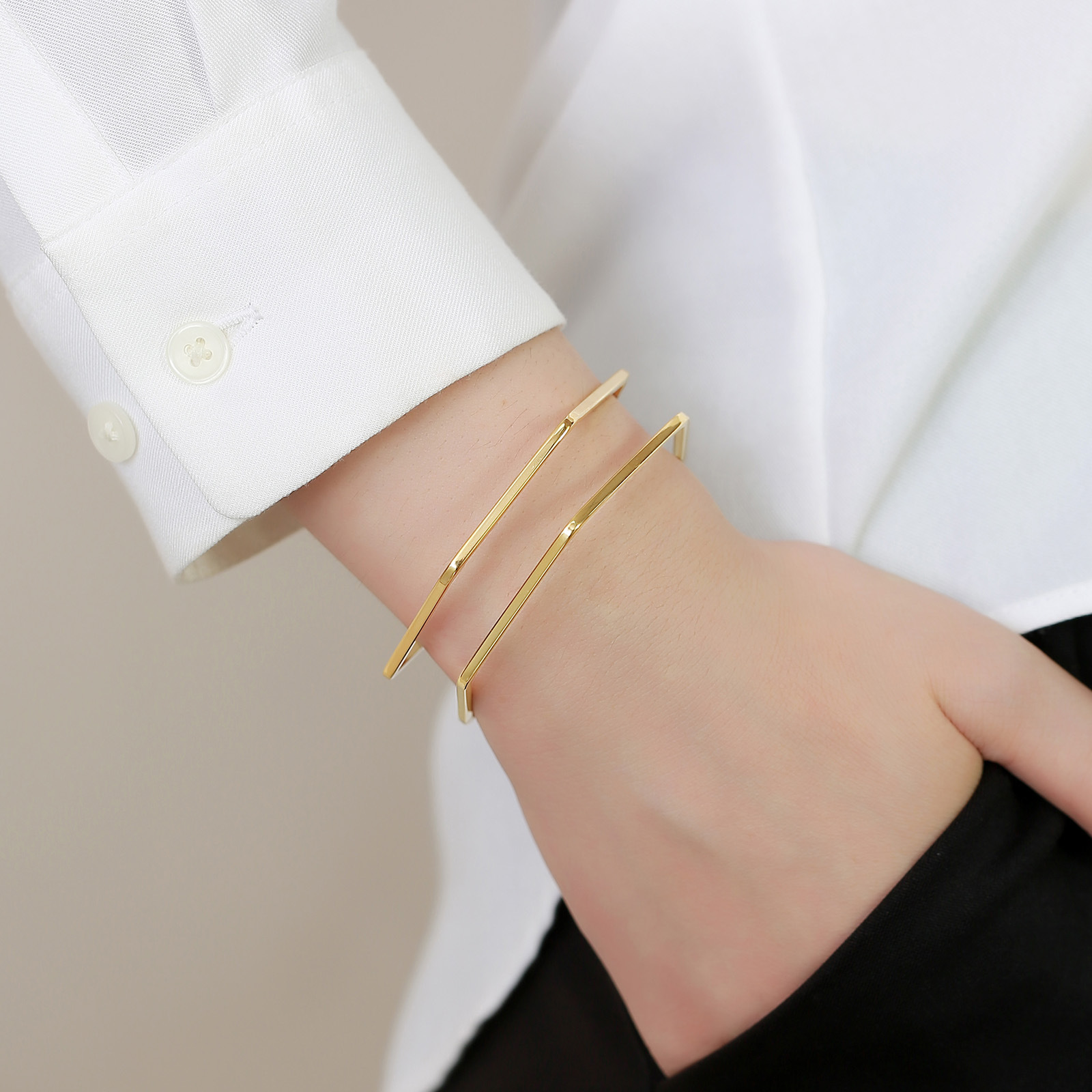 1 Piece Simple Style C Shape Metal Plating Hollow Out Gold Plated Womenu0027S Bangle