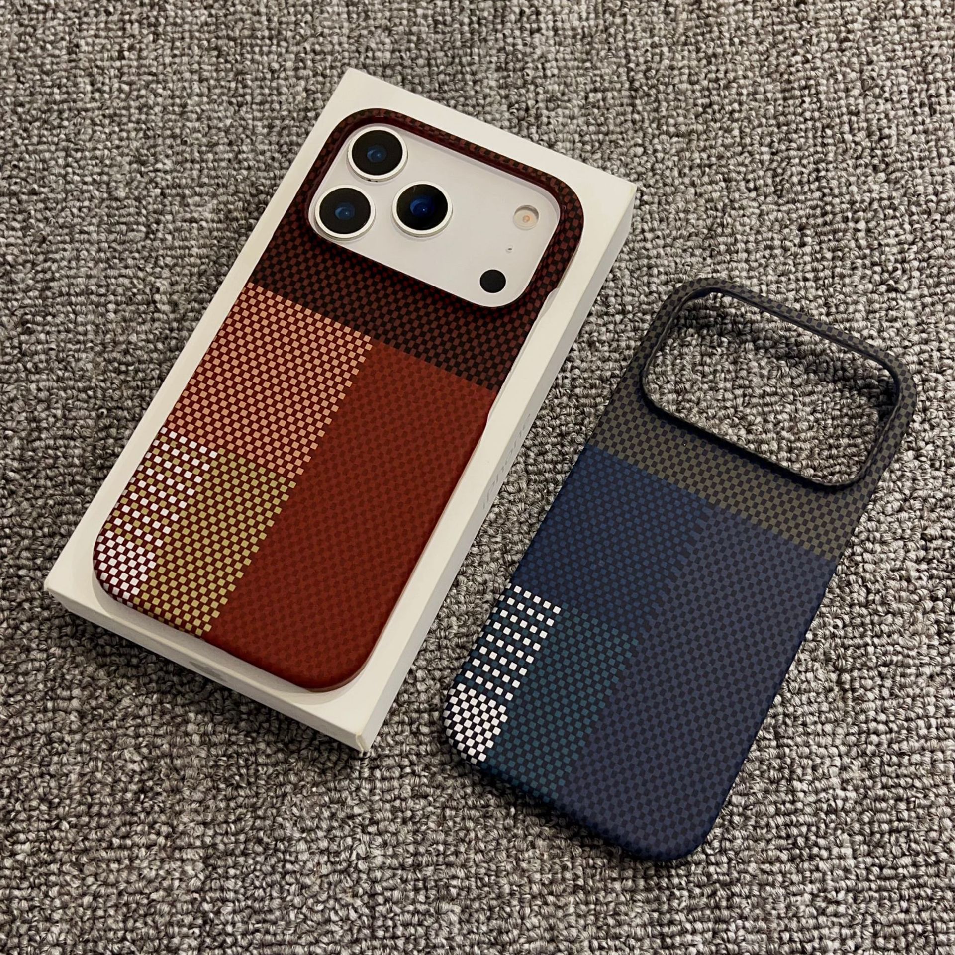 Coque Magnétique Iphone 17 Pro Max Texture Fibre Carbone Kevlar_voghion.com
