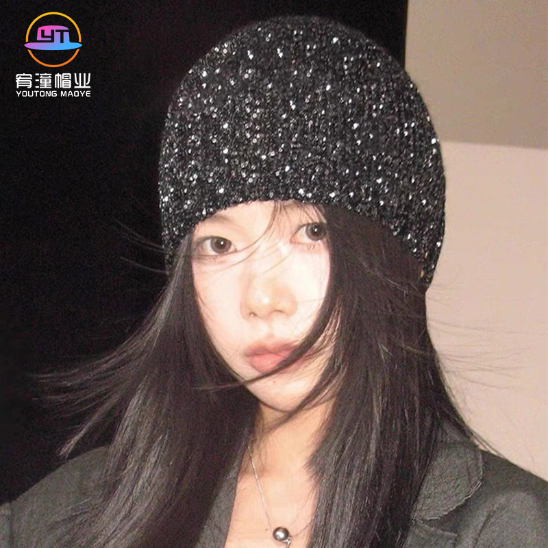 Spring and Autumn Stars with Korean-style Cold Hat Autumn and Winter Bright Flash Knitted Hat Fashion Face Small Bag Headcap Trendy
