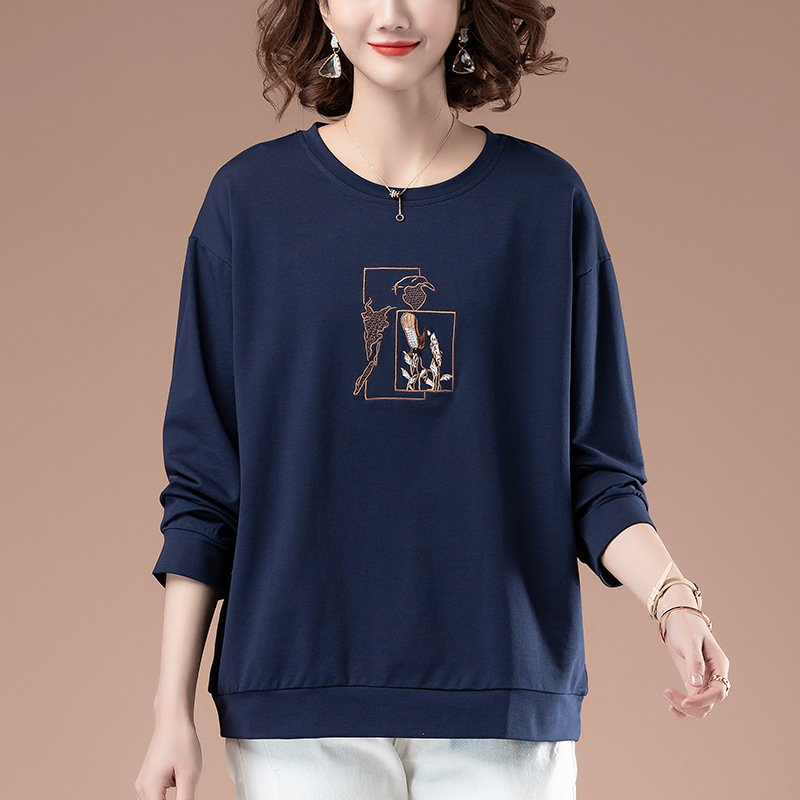 Women's long-sleeved sweater Spring plus size women's loose cotton embroidered slimming T-shirt women's bottoming shirt 9510