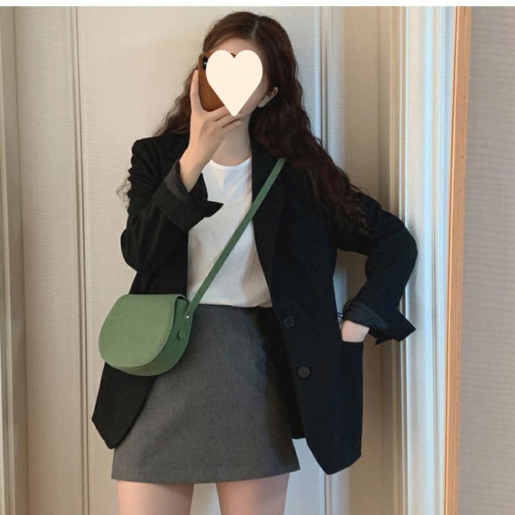 Short black autumn elegant classic suit jacket for leisure