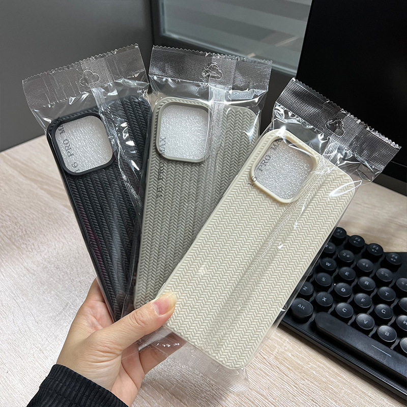 シンプルで高級感のあるiPhone14/16 Pro Max/17用織り/ニット柄X純色ケース|undefined