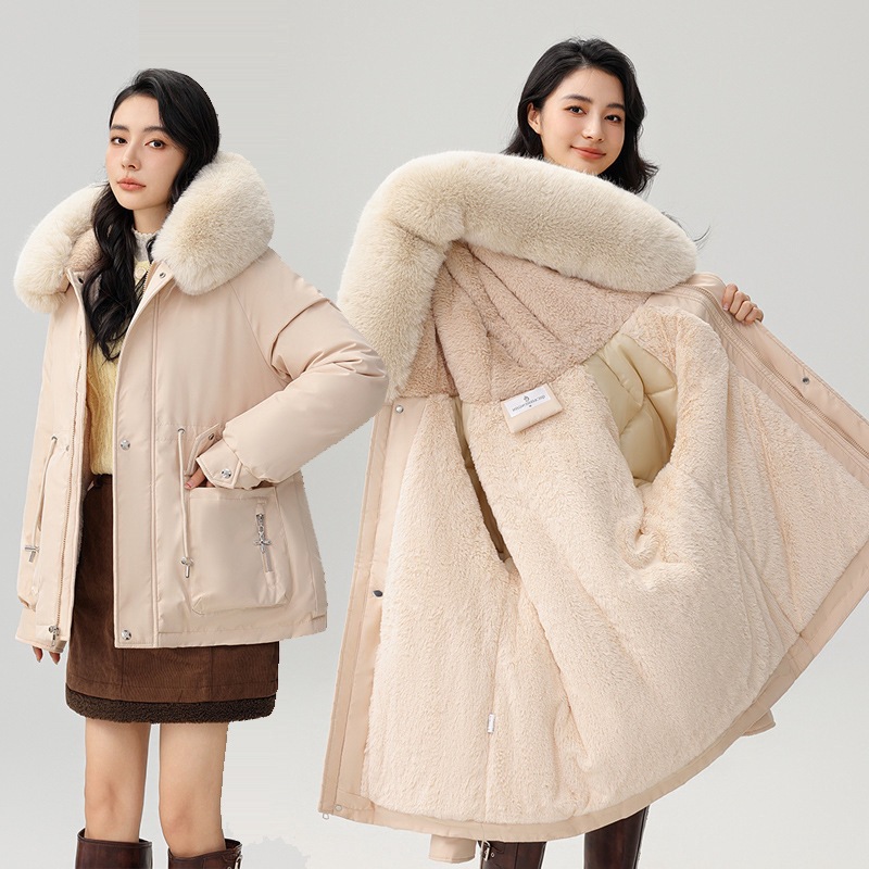 2025 invierno nuevo comercio exterior grueso para superar la cintura femenina delgada con capuzas cuello de cabello grande abrigo de algodón cálido