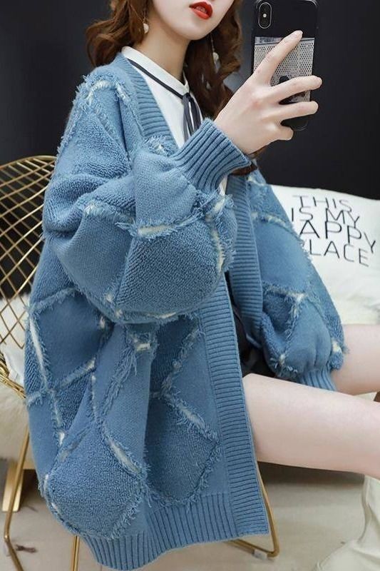 Trendy Women's Mid-Length Thick Loose Knit Cardigan, Very Stylish and Lazy Style, New Autumn and Winter Model Trendy Women's Mid-Length Thick Loose Knit Cardigan, Very Stylish and Lazy Style, New Autumn and Winter Model