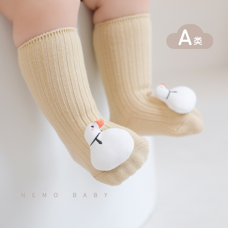 2023 otoño nuevo bebé calcetines de dibujos animados lindo muñeca media pantorrilla calcetines de algodón antideslizante