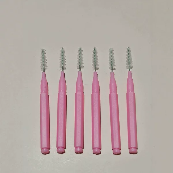 Conical Brush for Beauty Use, Disposable Small Eyebrow Brush, Convenient to Carry Eyelash Brush