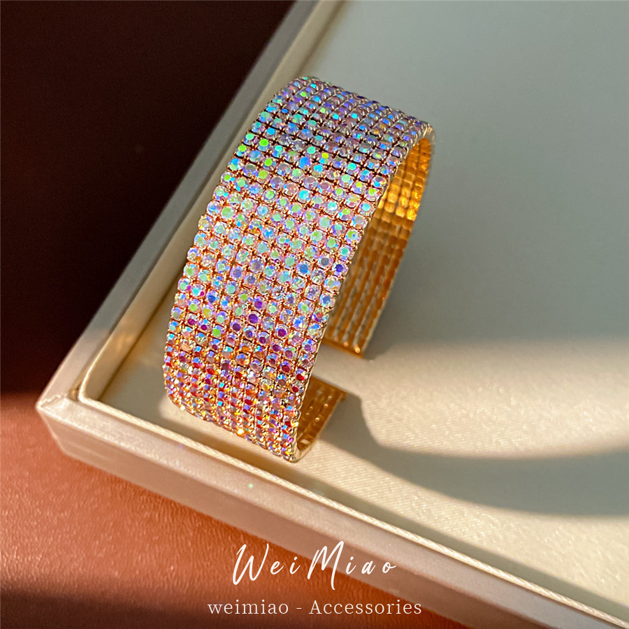 Brazalete de apertura elástica redonda multicapa de diamantes estilo europeo y americano temperamento exagerado pulsera ligera de lujo nicho joyas de mano para mujeres