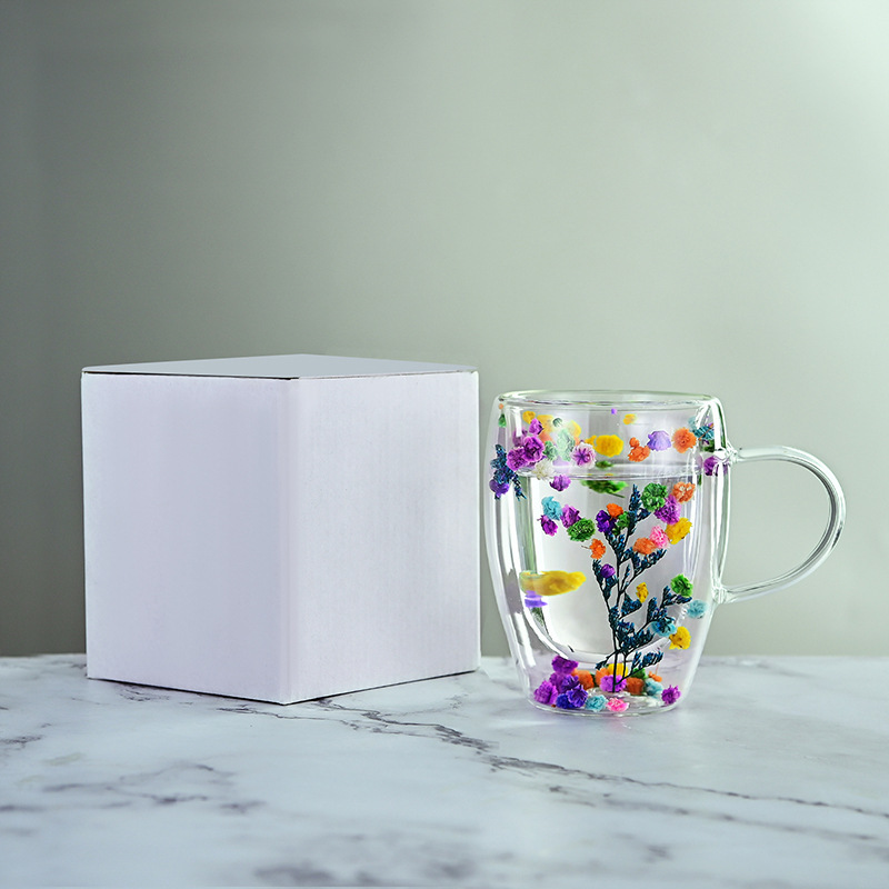 Caneca de vidro parede dupla resistente ao calor com flores secas_voghion.com