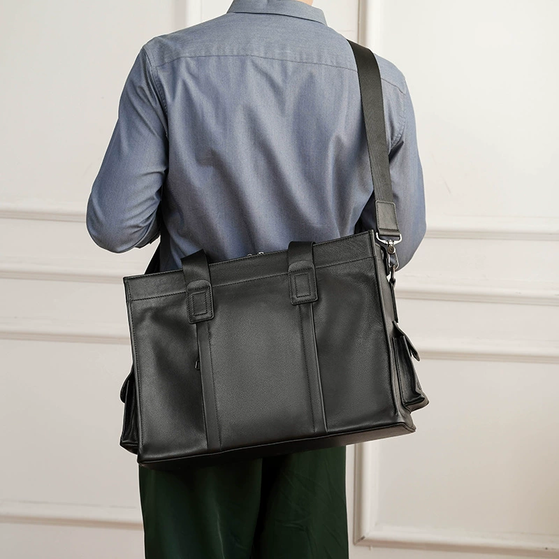 Leather handheld bag for leisure, cowhide, genuine leather