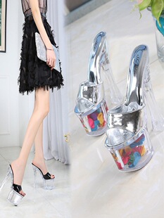 18cm��ˮ��Ь��ЬŲ̊�r�аٴ�һ�֎��ָ��W�tҹ��Ь