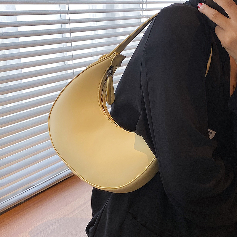 French Niche Women's Underarm Bag 2026 Autumn/Winter New Single Shoulder Bag Versatile High-End Texture Fashion Baguette Bag - Thumbnail 2