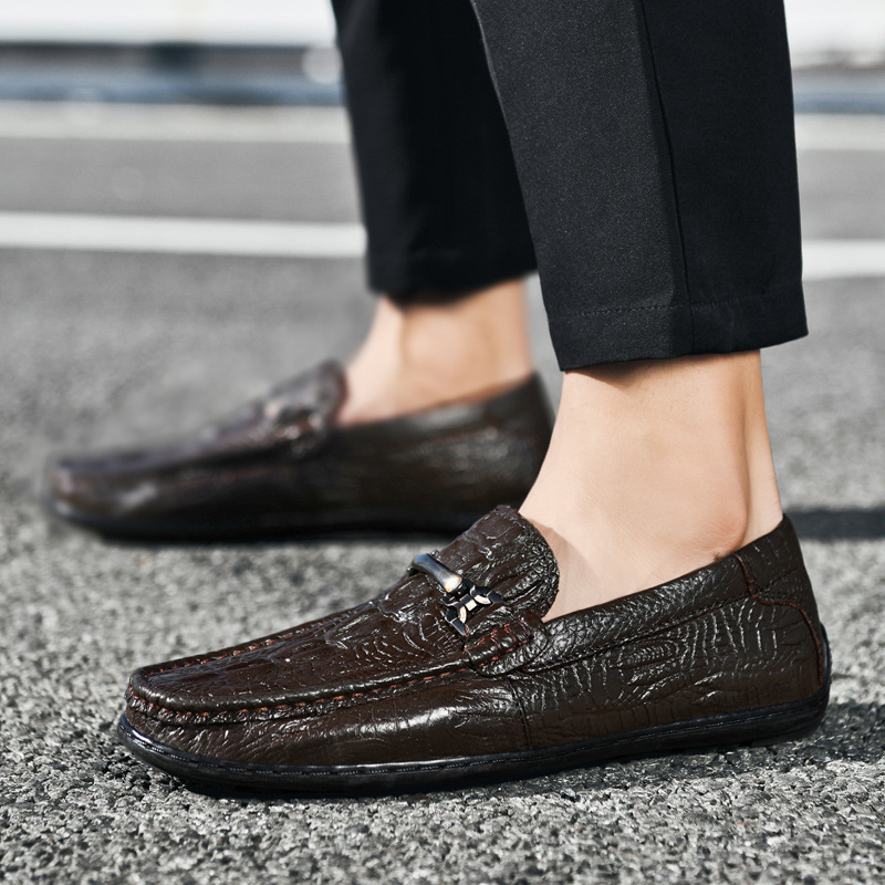 Autumn And Winter Men's Loafers, First Layer Cowhide Slip-On, Korean Style, Versatile British Lazy Crocodile Pattern Cas_vogvips.com