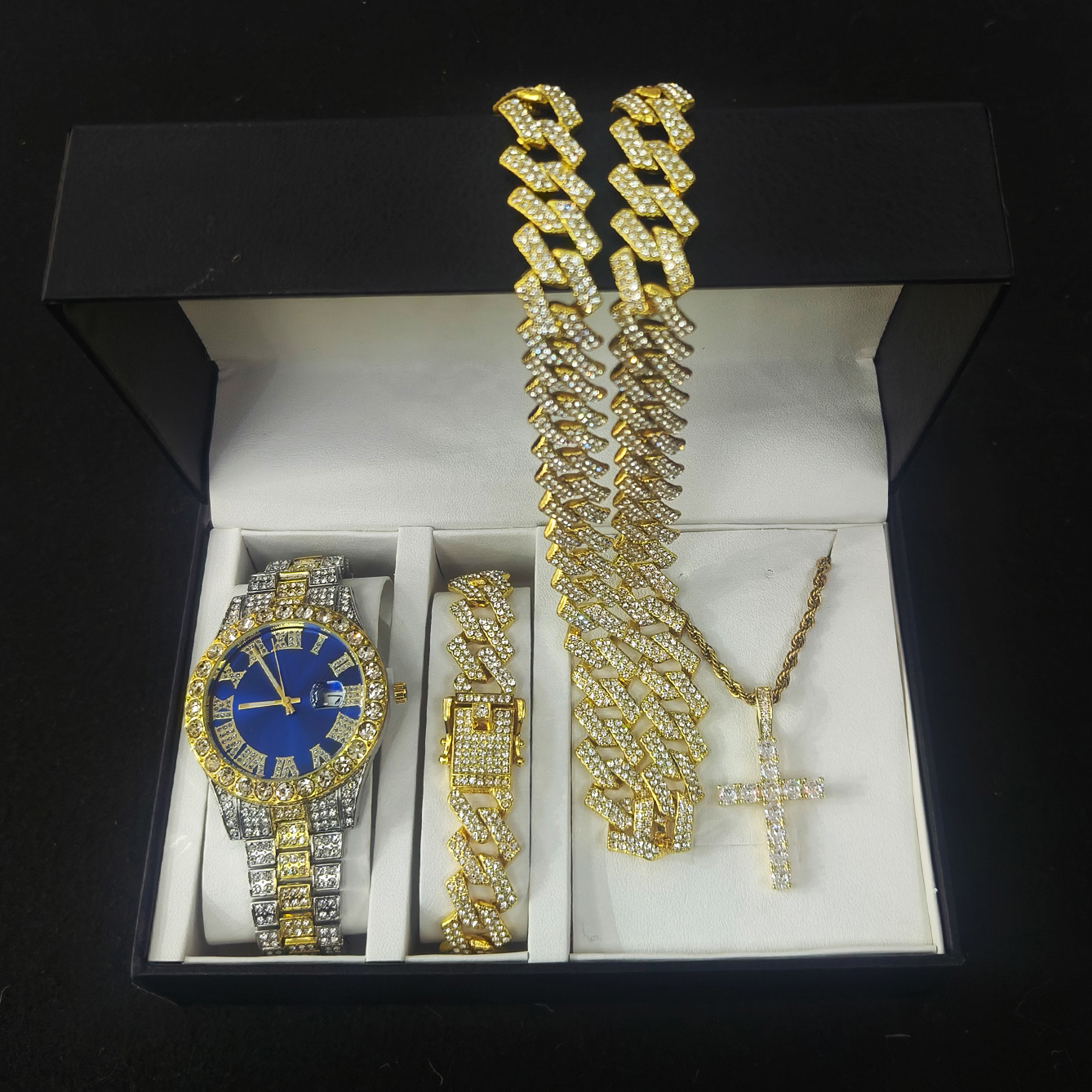 Aleación Hip Hop Diamond Reloj romano Juego de pulsera cubana Calendario de aleación de zinc Reloj de cuarzo wristwatches