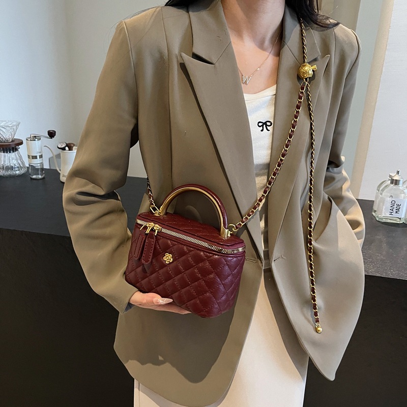 新しいハンドバッグ女性の 2025 春菱形チェーンミニバケットバッグクロスボディバッグファッショナブルで多用途なスタイル|undefined