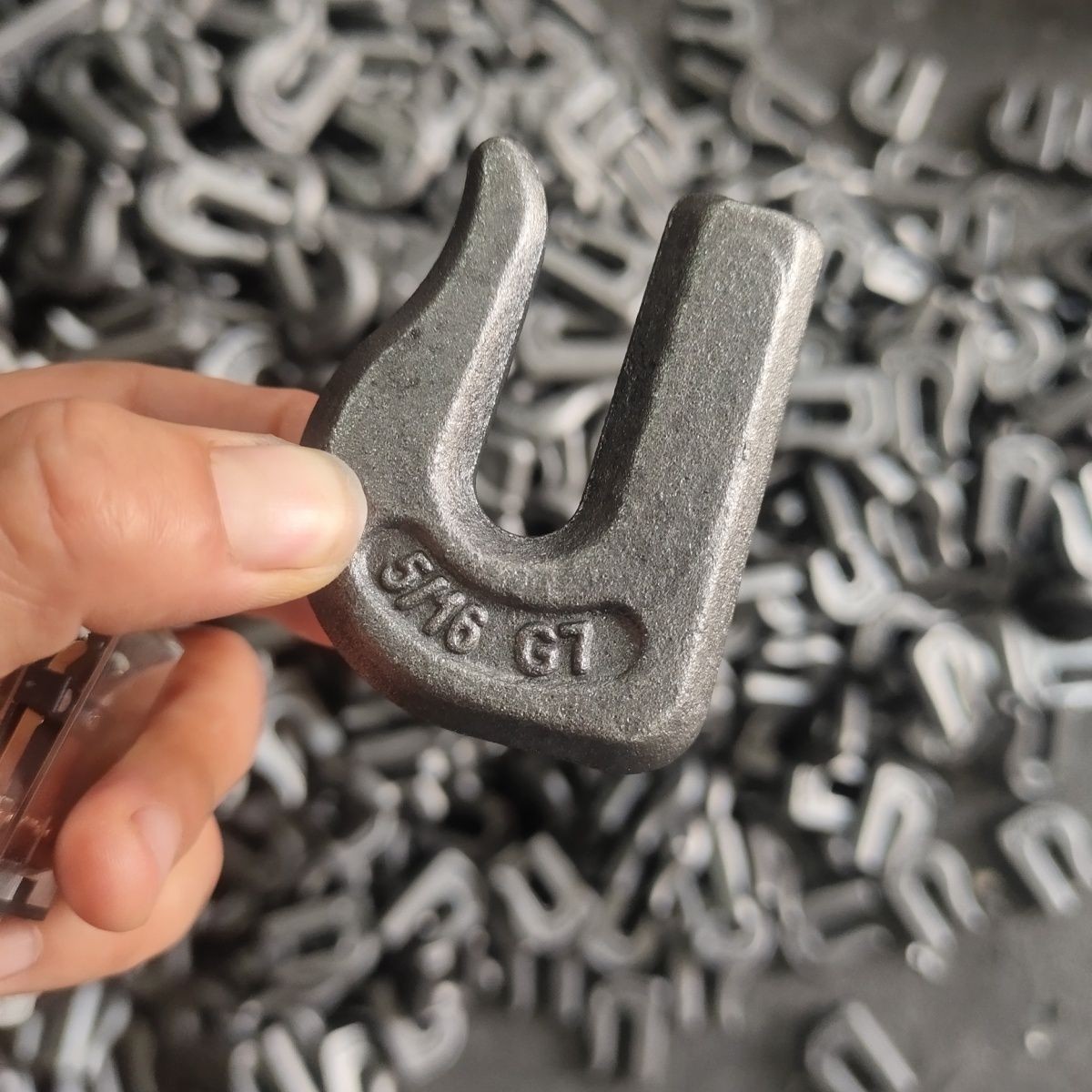 焊接U型板钩起重吊钩焊接钩子G70美式半钩锻造拖拉机钩吊钩拖车钩