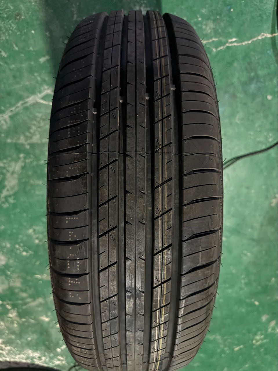 Sailun racing wheel car tire 205/65R16 is suitable for BAIC magic speed S3 Nissan Teana 205 65R16