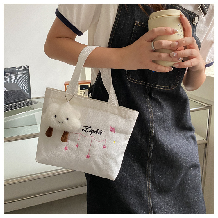 Women's Small Spring&summer Canvas Solid Color Streetwear Square Zipper Shoulder Bag display picture 6