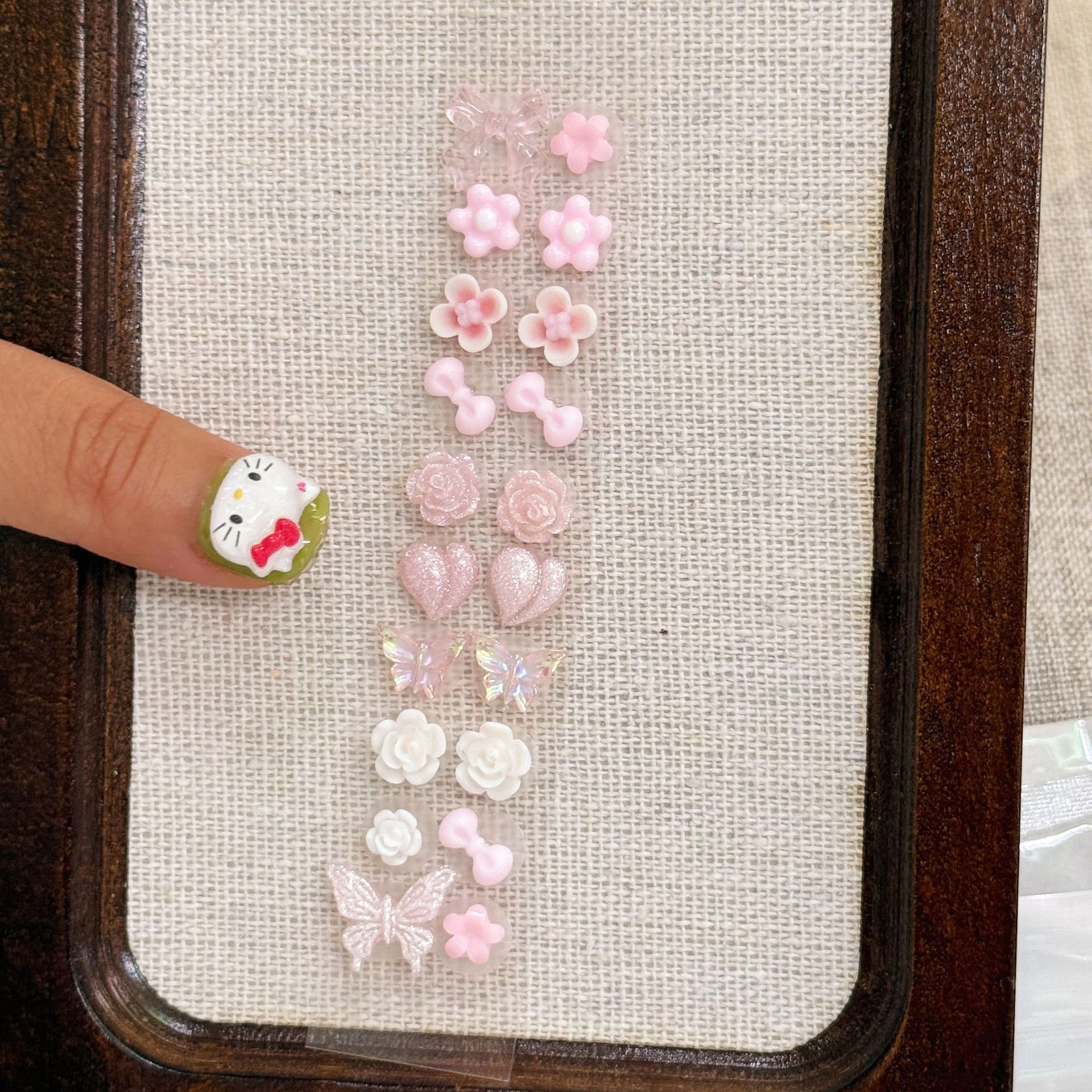 50# pink and white flower butterfly