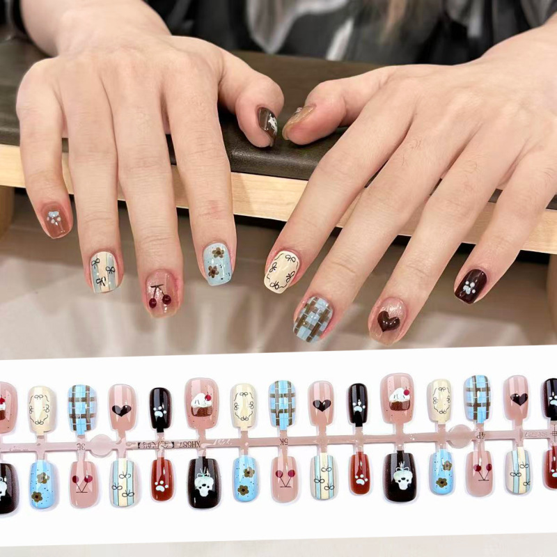 Korean-Style Ins Puppy Blue Plaid Wearable Nails, Ultra-Short Cute and Playful Nail Stickers, Niche Autumn and Winter Hot Item