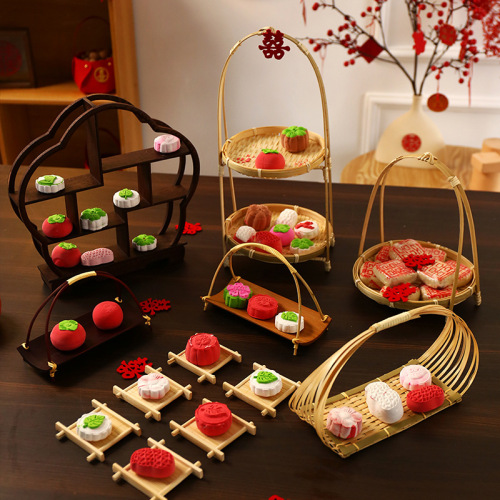 Engagement tic-tac-toe pastry table, wedding desktop layout, decorative ornaments, scene layout, wedding room, living room, wedding preparation supplies