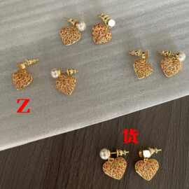 25D家不对称镂空蝴蝶花朵爱心珍珠耳钉D字母时尚百搭独特元素心形