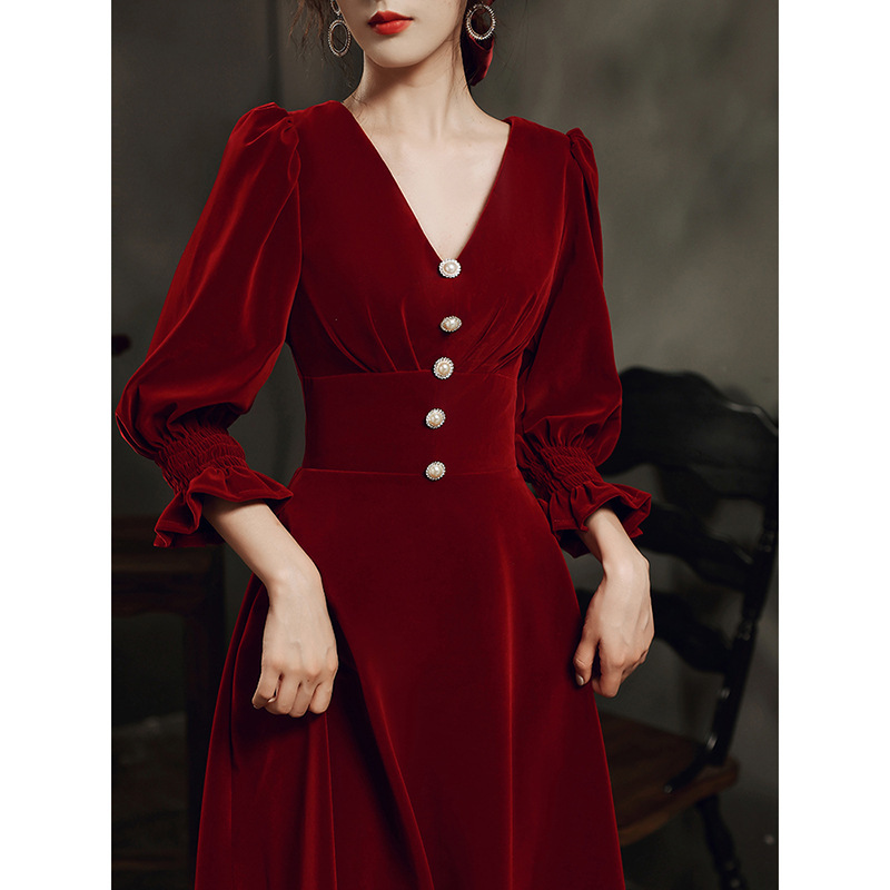 Long-Sleeved Toast Dress Bride 2025 Autumn and Winter New Wedding Burgundy Velvet Dress Engagement Home Dress