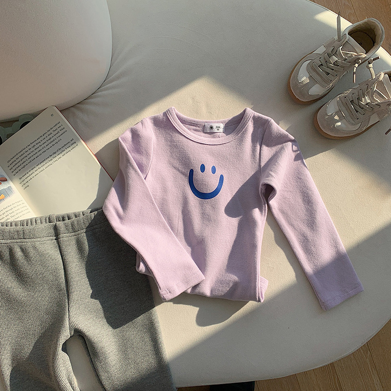 2022 Otoño e Invierno niños cepillado camisa de fondo niños y niñas de estilo coreano cara sonriente SLIM-Fit Camiseta de manga larga bebé engrosada t