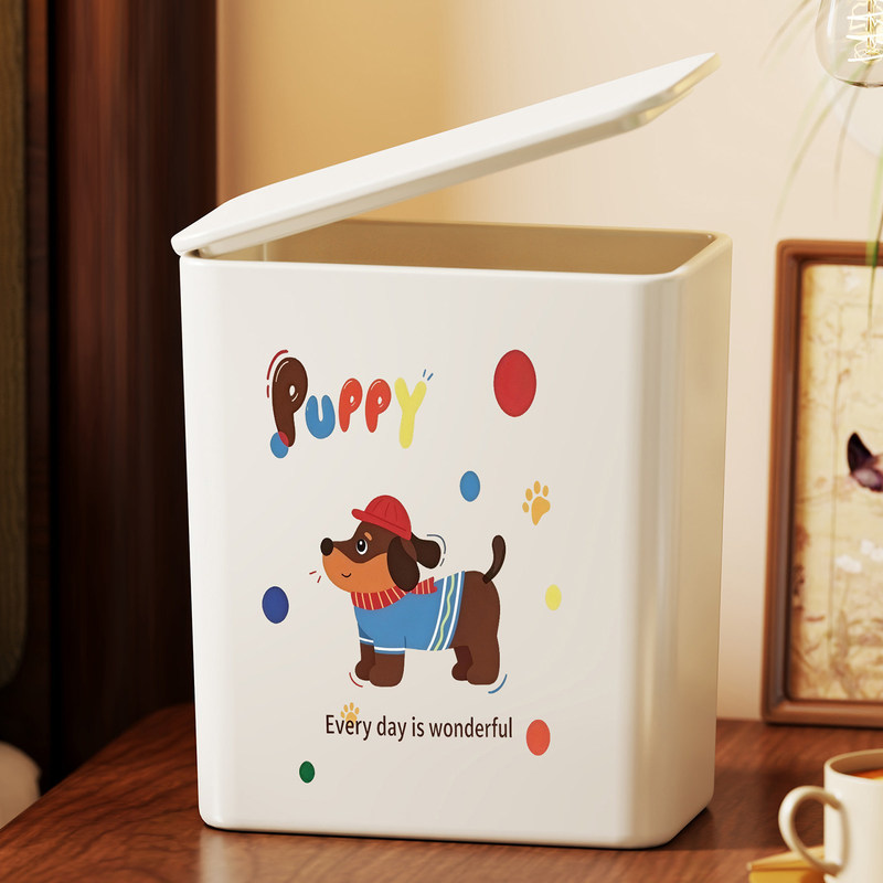 Flip-top desktop trash can for home use, suitable for small apartments, designed for countertop placement, and features a sealed design to prevent the spread of garbage odors Flip-top desktop trash can for home use, suitable for small apartments, designed for countertop placement, and features a sealed design to prevent the spread of garbage odors