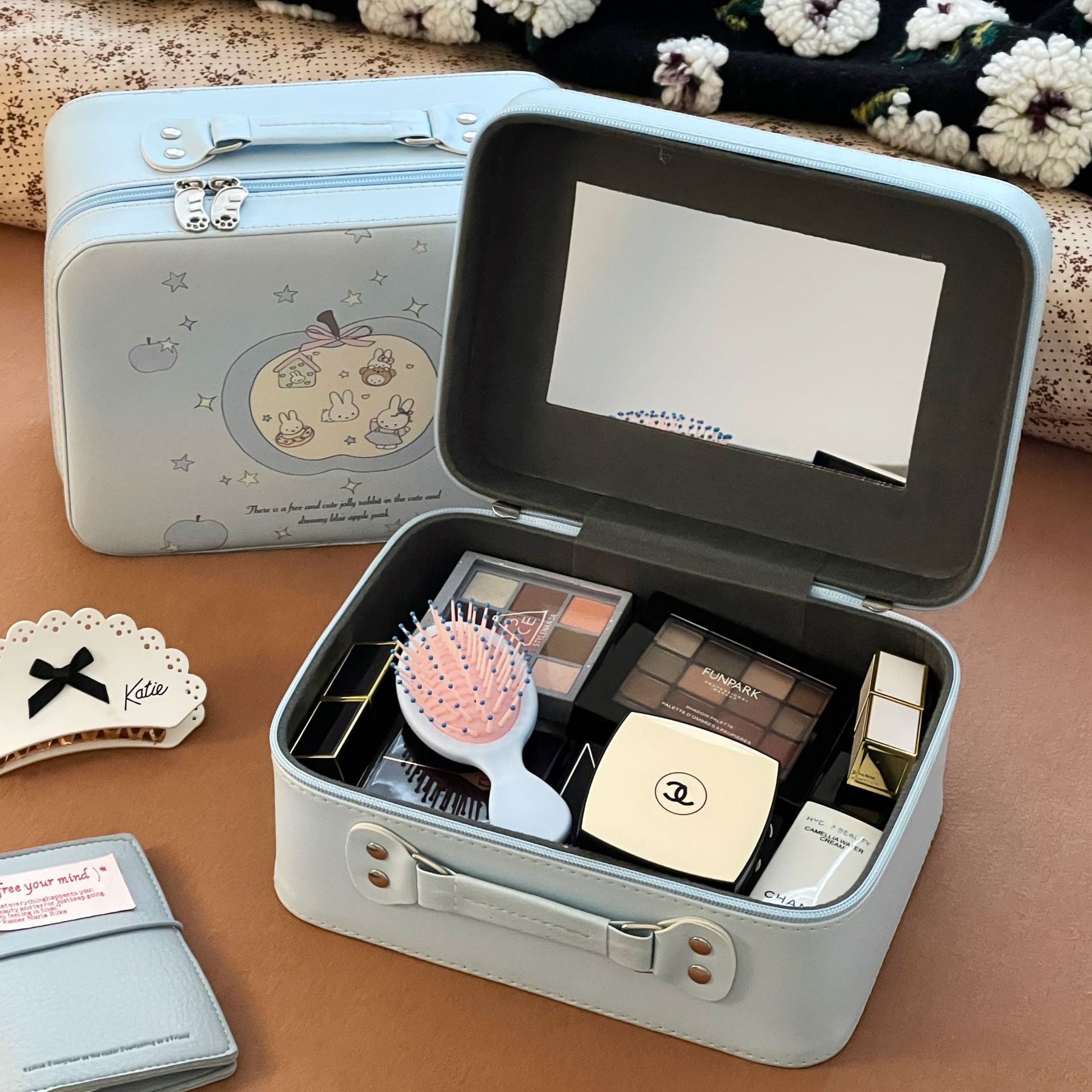 Caja de maquillaje con espejo para mujeres lindas bolsas de maquillaje de gran capacidad bolsa de maquillaje de viaje maleta portátil impermeable