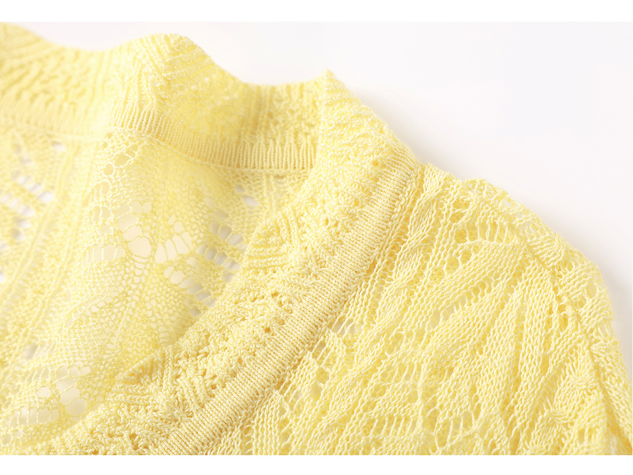 Áo cardigan cổ tròn họa tiết hoa móc nổi thiết kế mỏng nhẹ — màu trắng chi tiết 24