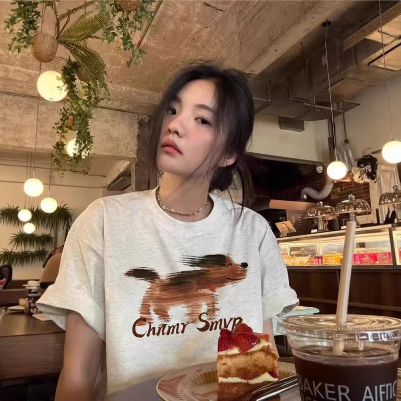 Gray Short-Sleeved T-Shirt for Women 2026 New Summer American Retro Loose Cartoon Dog Design Niche Top