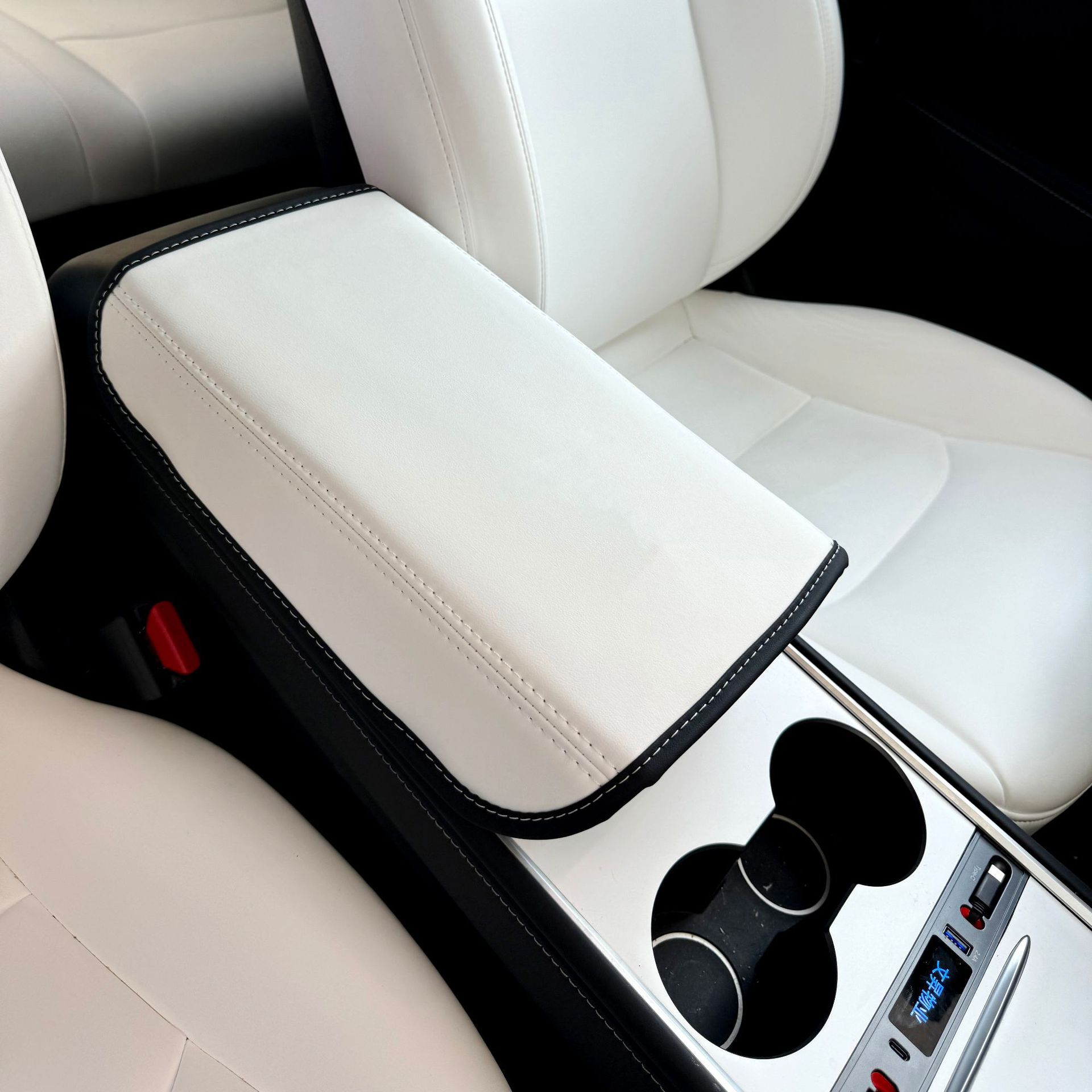 Armrest box pad – Tesla Leather Cover for - tesla-no-logo-white