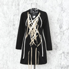 欧美名媛风短裙 2025新款性感V领长袖收腰个性设计感绑带连衣裙女