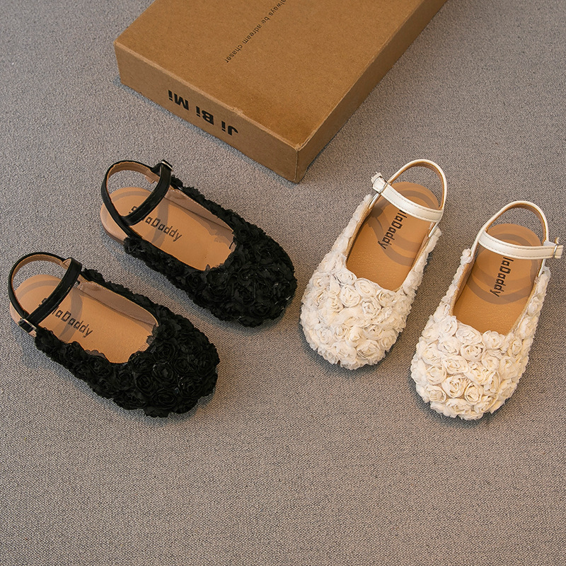 Fashionable Girls' Floral Sandals 2026 Summer Korean Style Princess Stylish Half-Covered Elegant Single Shoes for Young Children Performance Shoes