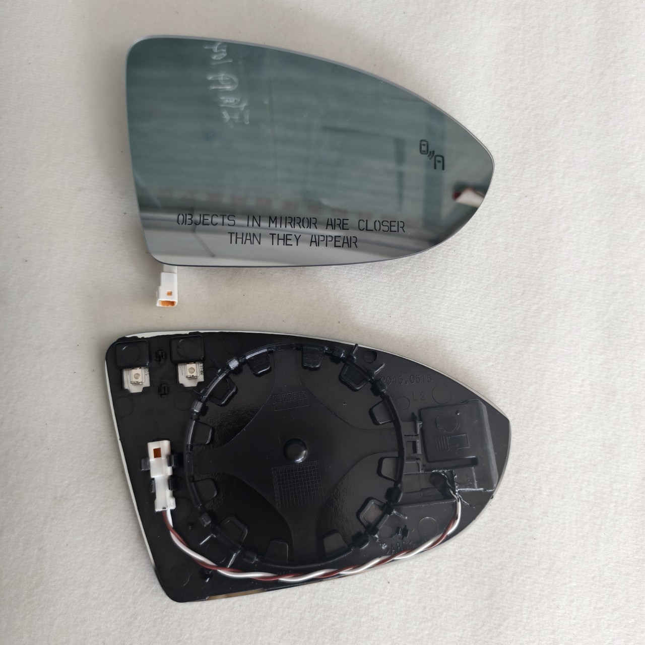 Suitable for Volkswagen Golf 7, Lingdu, Touran L, US version Jetta MK7 rearview mirror blind spot assist lens