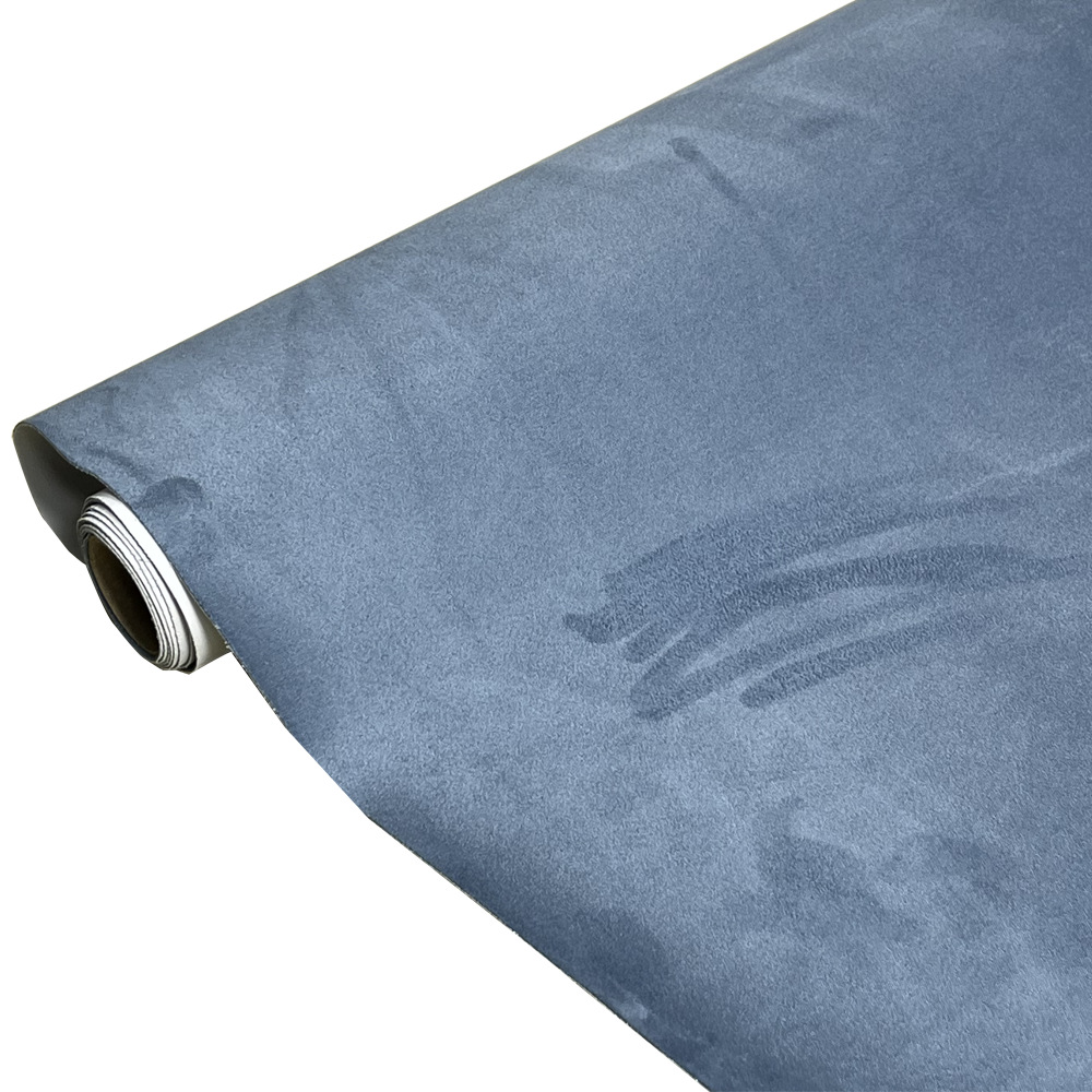 27 은 파란색입니다.