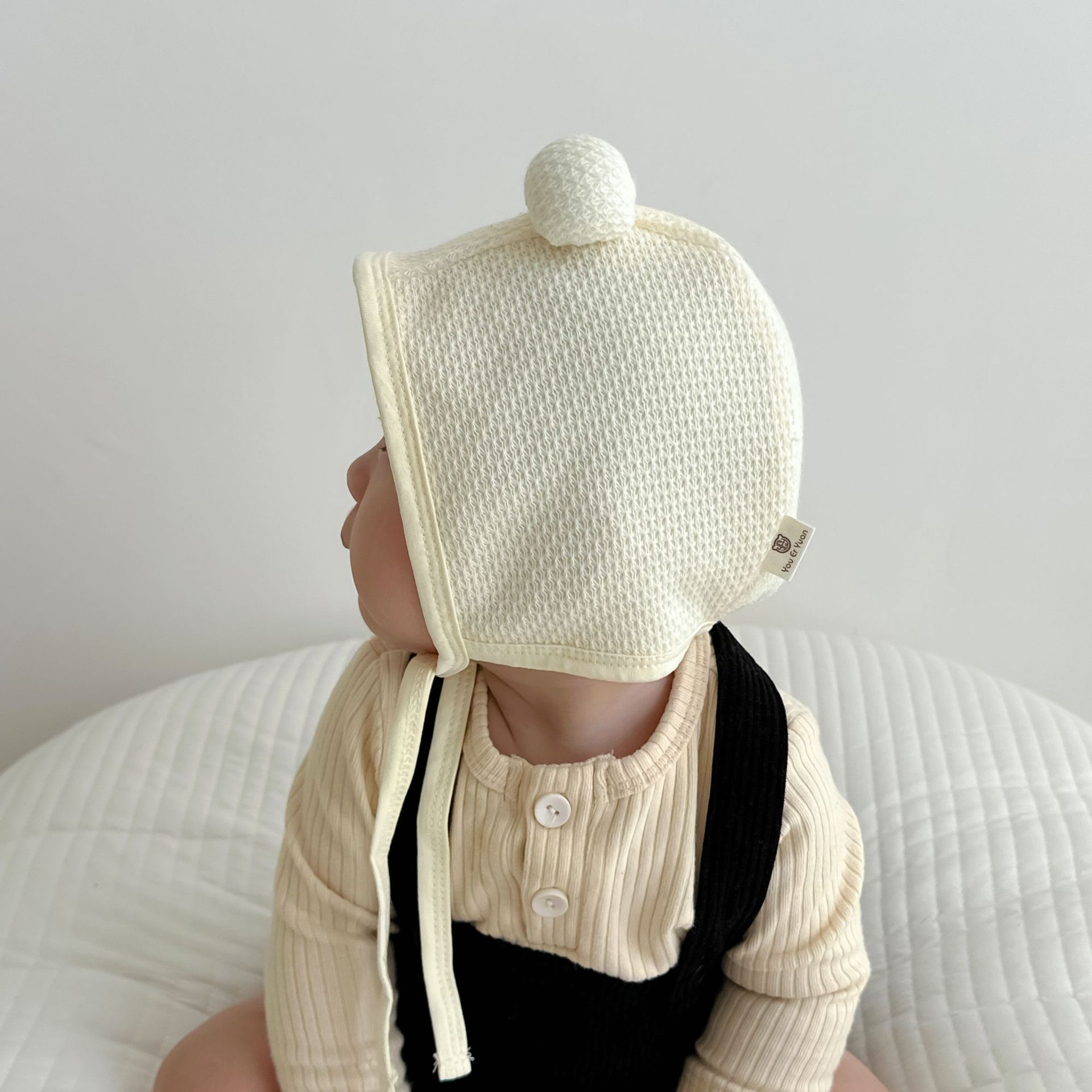 Baby hat Autumn and winter cute double ball baby small month new ear protective hat_viptrois.com