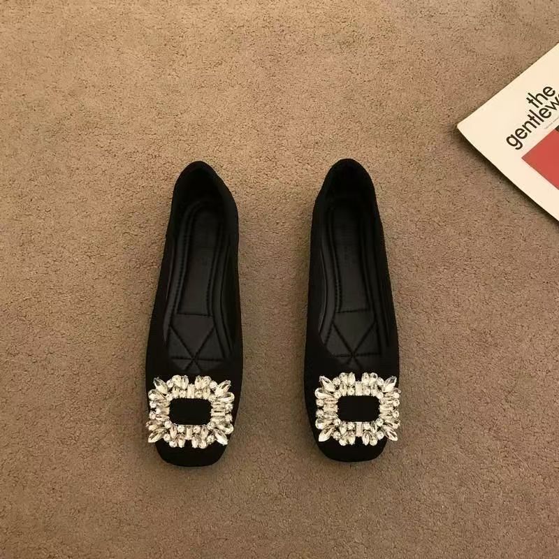 Zapatos de mujer de cabeza cuadrada con base plana 2026 primavera y otoño nuevo diamante rojo en línea botón cuadrado de botón poco profundo zapatos de marioneta zapatos de gran tamaño zapatos de mujer