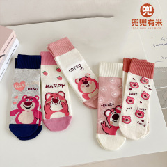 跨境袜子纯棉无骨女秋冬新款可爱草莓小熊中筒女袜子长直板袜批发