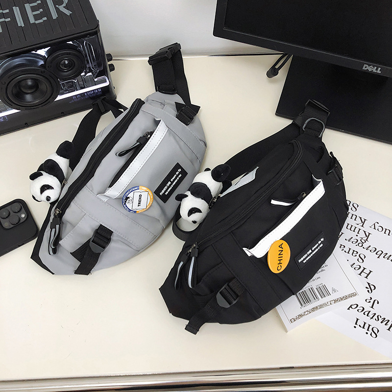 Fashionable chest bag