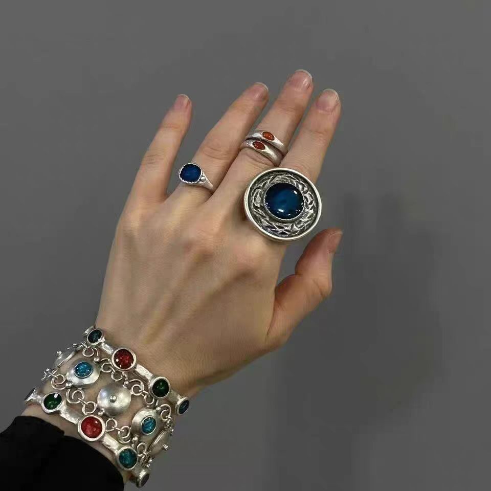 Ethnic retro sophisticated ring