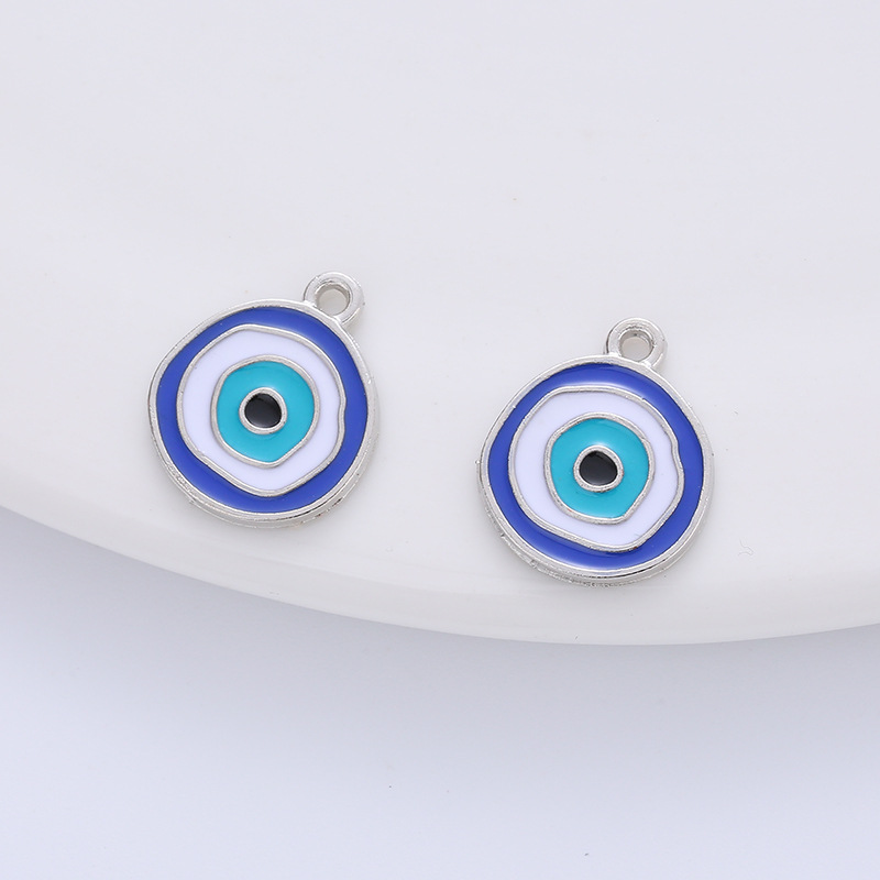 1 Piece Alloy Eye Pendant display picture 6