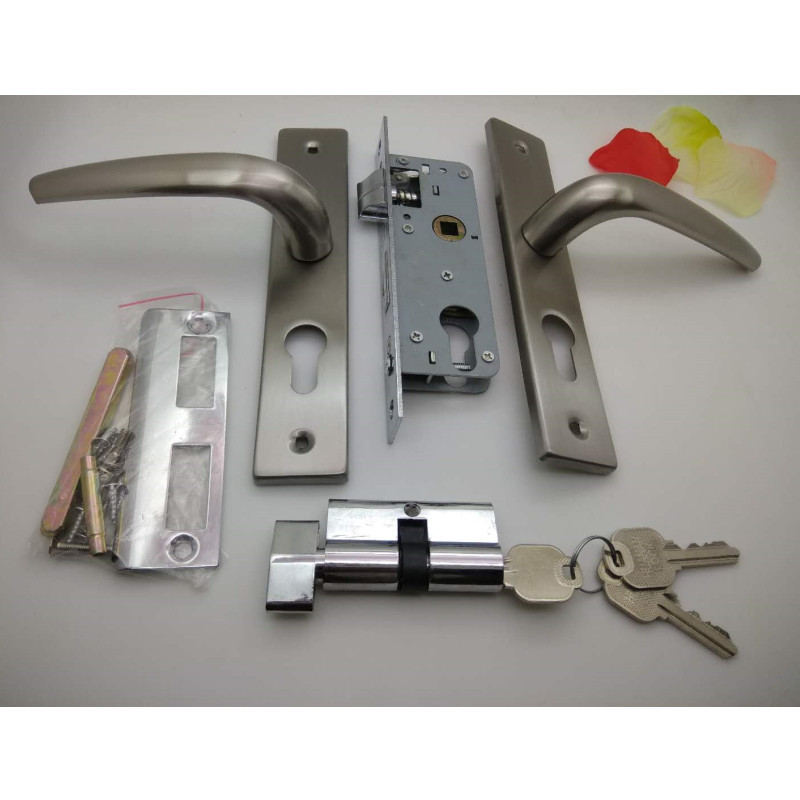 Cerradura del sur de China cerradura universal antirrobo de aleación de zinc núcleo cerradura de la puerta mecánica accesorios habitación cerradura de la puerta cerradura niños