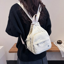 �������μ��ذ������p���Ůʿ�¿��p��С�����ٴ�r���|��б���