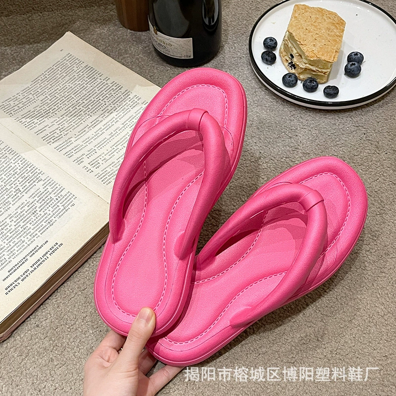 Summer flip flops, universal beach slippers, simple and elegant design