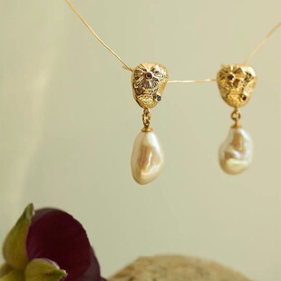 Baroque Style Natural Alien Pearl Elegant Retro Earrings Silver Needles Plain Elegant All-match Casual Fashion Trend