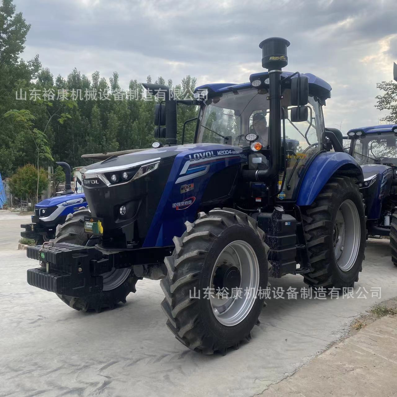 雷沃欧豹2004-5G(G4)大型拖拉机200马力四驱开荒犁地深耕拖拉机