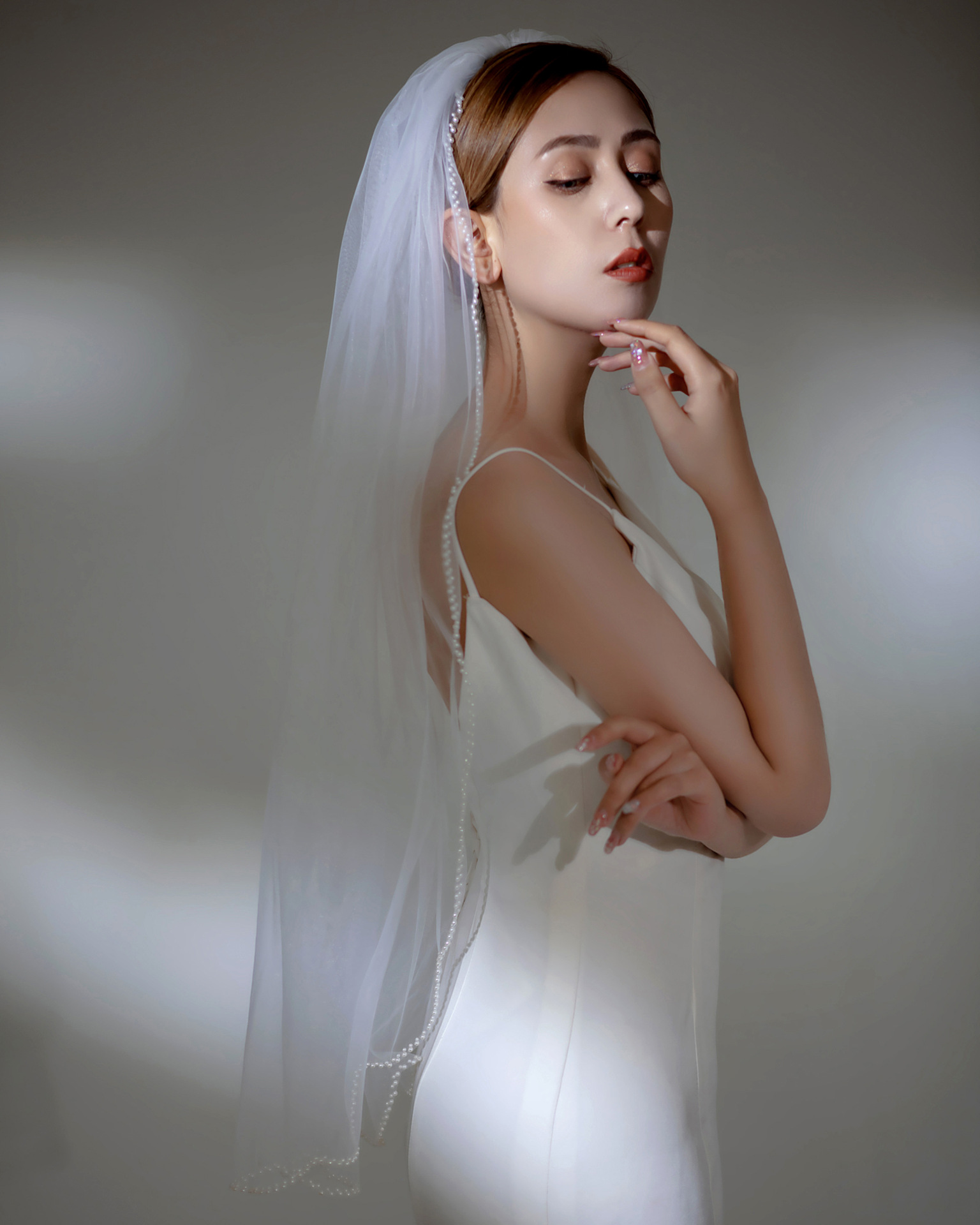 Women'S Solid Color Queen Romantic Simple Style Gauze Iron Birdcage Veils display picture 2