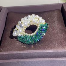 满钻绿色椭圆珍珠胸针优雅精致复古时尚独特高端小香风大衣胸花女